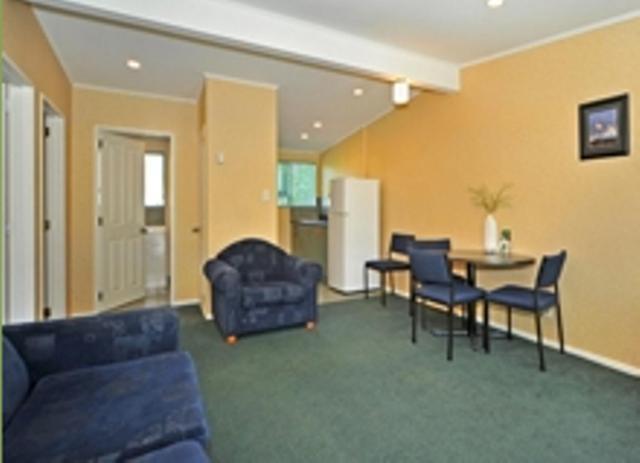 A'La Vista Motel Palmerston North Room photo